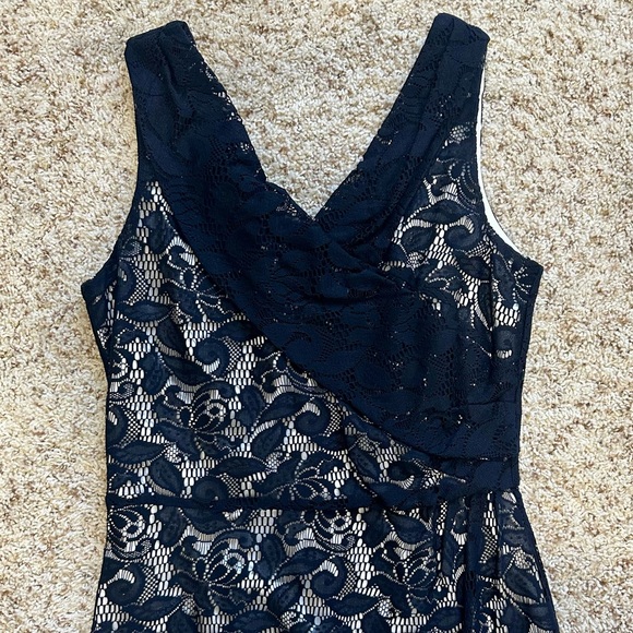 Antonio Milani Women’s Navy/White Floral Lace Maybelle Dress. Size 4. Like-New! - Picture 2 of 11